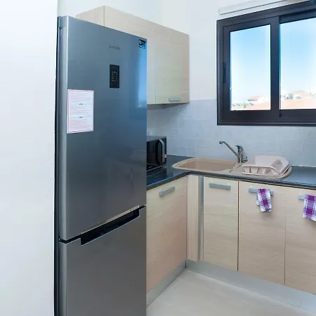 Kyklades 3 Bedroom דירה *
