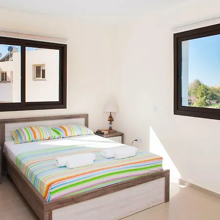 Kyklades 3 Bedroom Apartment Protaras