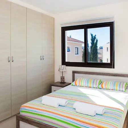 דירה Kyklades 3 Bedroom