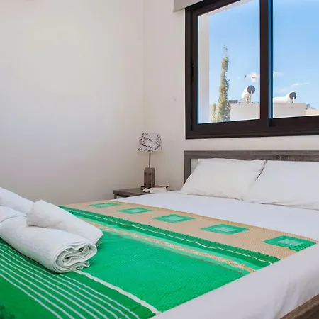 דירה Kyklades 3 Bedroom