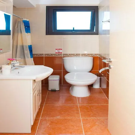 Kyklades 3 Bedroom דירה *