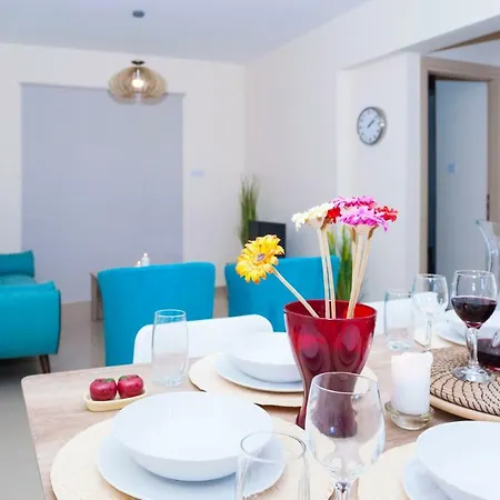 דירה Kyklades 3 Bedroom
