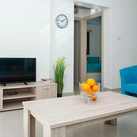 Kyklades 3 Bedroom Apartment